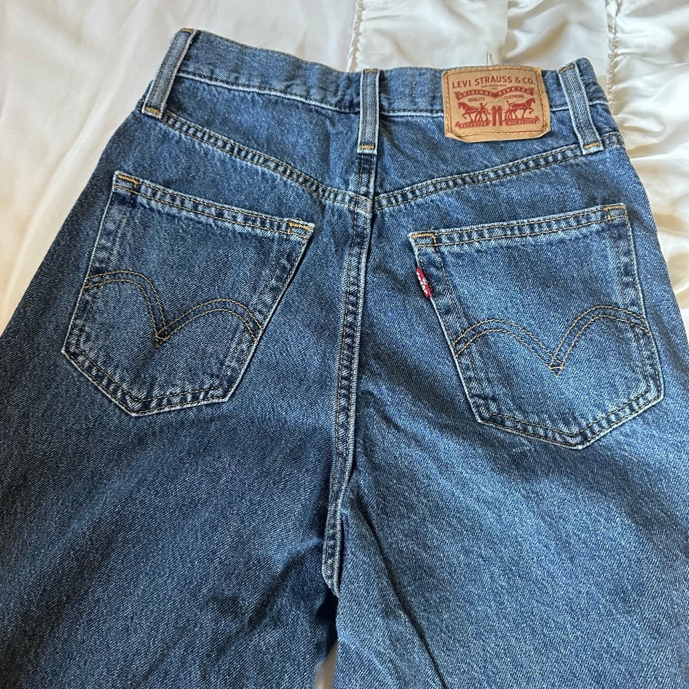 Levi’s high waisted straight leg jeans